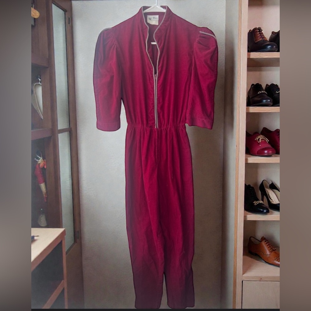 Joni Blair maroon corduroy jumper jumpsuit zipper vintage puff sleeves